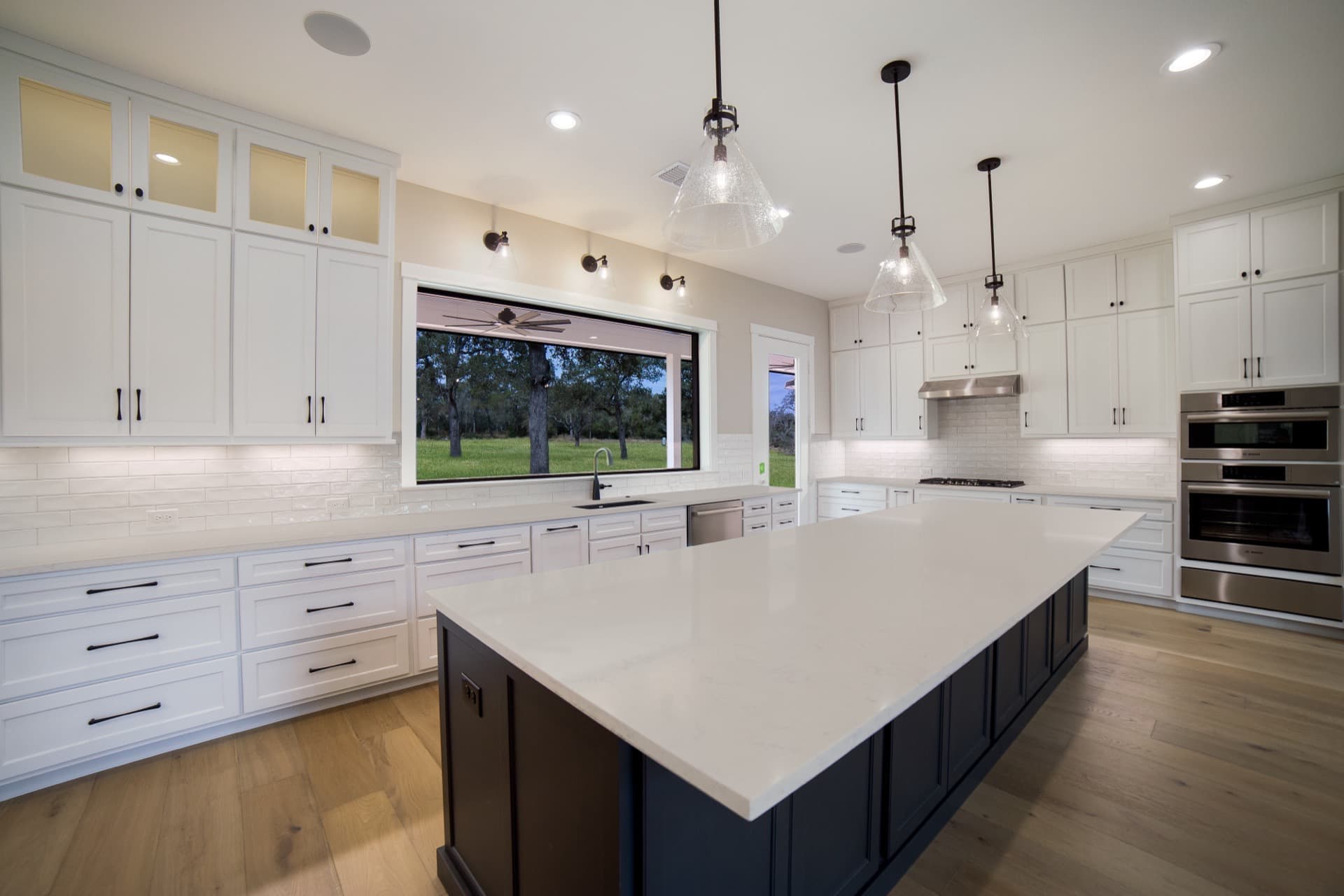 Nash Creek — Kitchen